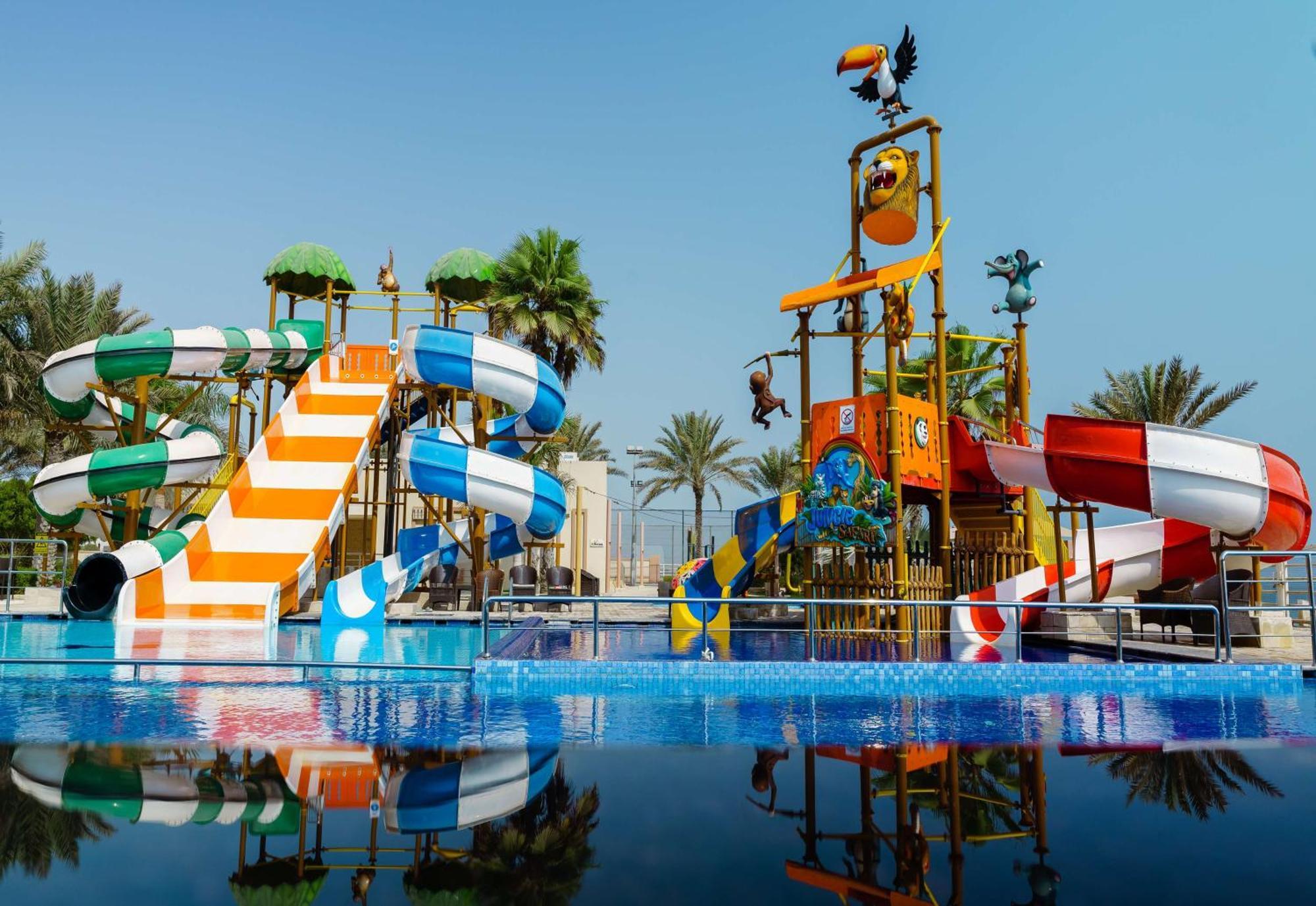 Radisson Blu Hotel & Resort, Сухар Екстериор снимка Aqua Park