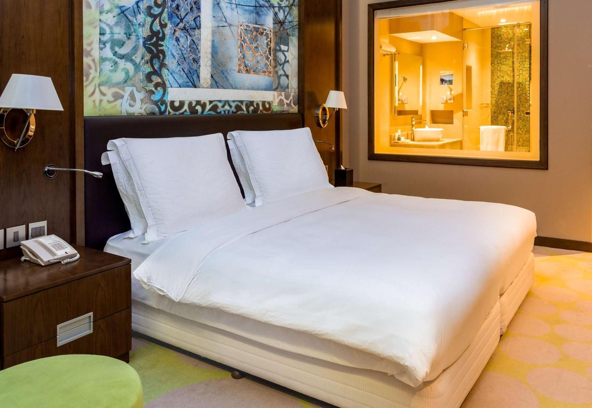 Radisson Blu Hotel & Resort, Сухар Екстериор снимка A bedroom at the hotel
